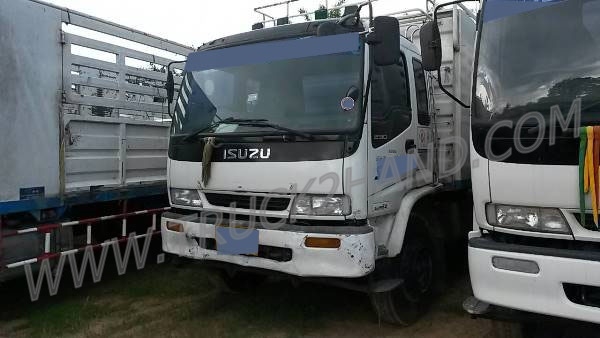 ISUZU 10 ล้อ FVM 200 แรงม้า มีทั้งหมด 19 คัน ขายคันละ 1,450,000 บาท
