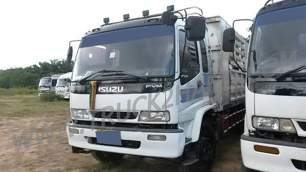 ISUZU 10 ล้อ FVM 200 แรงม้า มีทั้งหมด 19 คัน ขายคันละ 1,450,000 บาท
