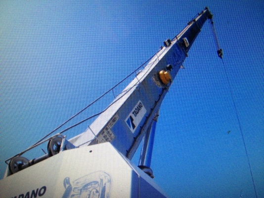ขายรถเครน Tadano TR 250M-5 ขายรถเครน Tadano TR 250M-5