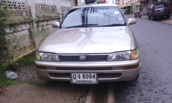 ขายด่วน COROLLAสามห่วง1.6 Auto รถบ้านแท้ 67000