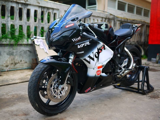 ขาย Nc30 พร้อมทะเบียนแท้ แฟริ่ง Cbr1000 08 ท่อสูตรออกตูด รถสวยเครื่องดีเลย ราคา 110000