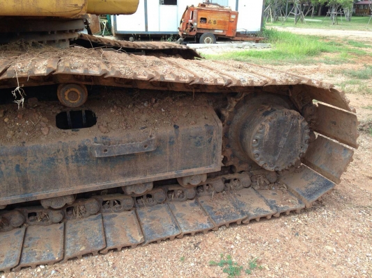 ขายครับ แม็คโค KOMATSU 200 - 8 สวยครับ ไฟฟ้าครบ เอวแน่น โซ่เต็ม ใช้งาน 9xxx ชั่วโมง