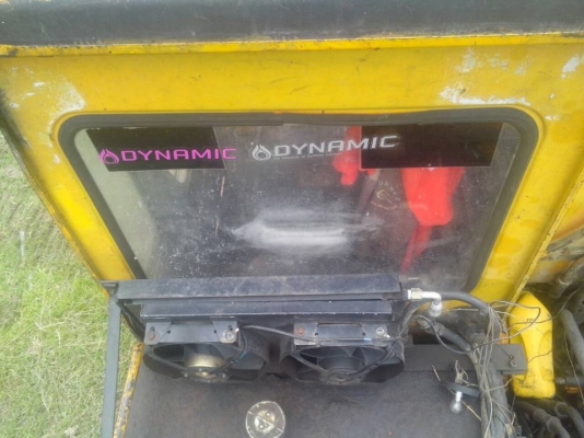 **358,000 บ.ต่อรอง**ขายแบคโฮราคาถูกๆ KOBELCO 120 MARK1 เครื่อง6BB1-145 แรง 6สูบ คอนโทรลน้ำมัน เครื่องดี อึด แรง ประหยัด ปั้มดีแรงดี ทำงานดี เร็วดี บูมอาร์มดี ปะ1แผล บุ้งกี๋ดีไม่ผุ เอวดีแน่นดี ช่วงล่าง70\% แทร็กครบแต่บางหน่อย โซ่พอได้ เฟรมดีไม่ผุ โรลเลอร์ดี