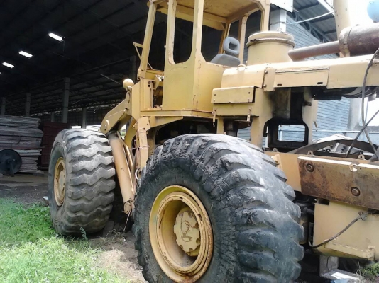 ขายแบบถูกๆๆครับ รถตักไม้ 22 ตัน JH90 รถใช้งานได้ครับ ถูกกว่านี้ไม่มีอีกแล้ว ครับพี้ๆๆๆๆ