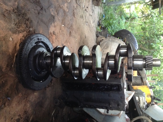 ข้อเหวี่ยงisuzu