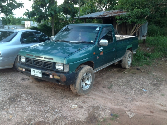 ขาย NISSAN big m จอโค้งปี39 เครื่อง2700 ฝาก