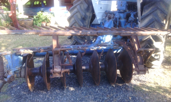 ขาย 270000 บาท ต่อลองได้ อุปกรณ์ 4 อย่าง