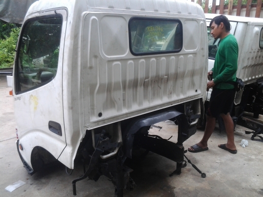 ขายหัวฮีโน่หัวนอก หัวสูง6ล้อเล็กหรือ4ล้อ เท่าNKR ติดแซสซีมาครับ ขาย 67000 บาท ขายหัวฮีโน่หัวนอก หัวสูง6ล้อเล็กหรือ4ล้อ เท่าNKR ติดแซสซีมาครับ ขาย 67000 บาท