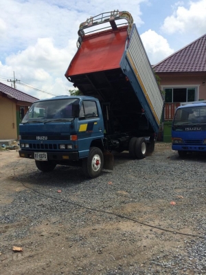 ขายNPRดั้มข้าว กะบอก6ตันหน้าเอฟ หลังเอฟ