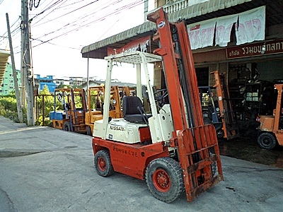 ขายรถยกนิสสัน 1.5 ตัน เครื่องเบนซิน กระบอกคู่ เสาสูง 4 เมตร พวงมาลัยเพาเว่อร์ สีเดิมจากนอก นำเข้าจากญี่ปุ่น ใช้งานได้ทันที ราคา140000 ขายรถยกนิสสัน 1.5 ตัน เครื่องเบนซิน กระบอกคู่ เสาสูง 4 เมตร พวงมาลัยเพาเว่อร์ สีเดิมจากนอก นำเข้าจากญี่ปุ่น ใช้งานได้ทันที ราคา140000