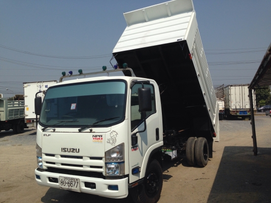 6ล้อดั้มISUZU NPR/150HP