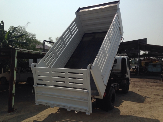 6ล้อดั้มISUZU NPR/150HP