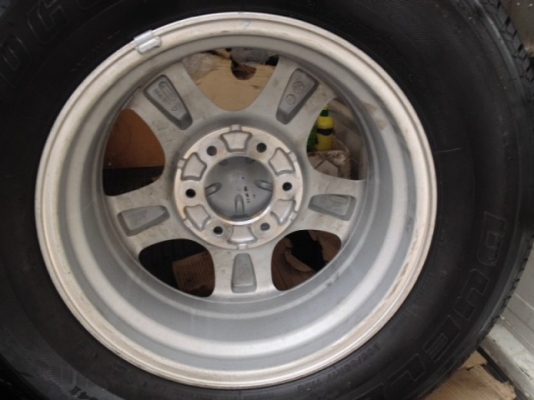 ล้อ แม็ก isuzu all new v cross ถอดป้ายแดง พร้อมยาง bridgestone 265-65-17 ปี 12