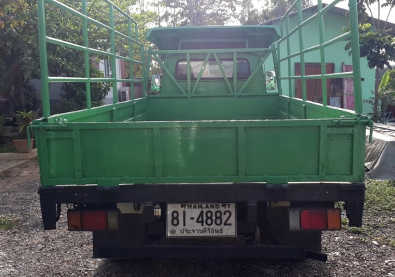 ขายรถ 6ล้อกลาง นิสสัน คาร์บอน คอกเหล็ก พื้นเหล็ก เครื่องED30 85แรงม้า ทะเบียนพร้อมโอน ราคา 99000 บาท สนใจต่อรองได้ครับ