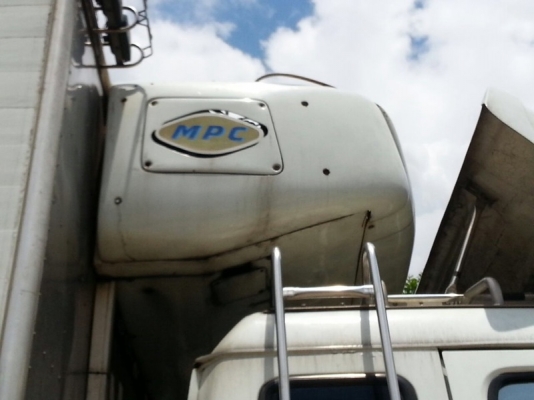 รถอีซูซุ 10 ล้อ ตู้เย็น 230 แรงม้า. ปี 50 สนใจติดต่อ 081 - 6079515 รถอีซูซุ 10 ล้อ ตู้เย็น 230 แรงม้า. ปี 50 สนใจติดต่อ 081 - 6079515