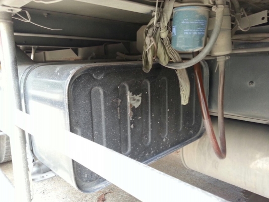 รถอีซูซุ 10 ล้อ ตู้เย็น 230 แรงม้า. ปี 50 สนใจติดต่อ 081 - 6079515 รถอีซูซุ 10 ล้อ ตู้เย็น 230 แรงม้า. ปี 50 สนใจติดต่อ 081 - 6079515