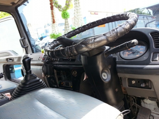 รถอีซูซุ 10 ล้อ ตู้เย็น 230 แรงม้า. ปี 50 สนใจติดต่อ 081 - 6079515 รถอีซูซุ 10 ล้อ ตู้เย็น 230 แรงม้า. ปี 50 สนใจติดต่อ 081 - 6079515