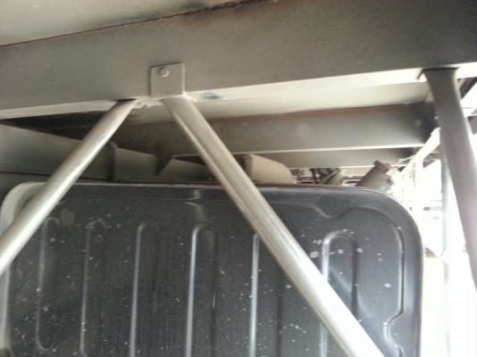 รถอีซูซุ 10 ล้อ ตู้เย็น 230 แรงม้า. ปี 50 สนใจติดต่อ 081 - 6079515 รถอีซูซุ 10 ล้อ ตู้เย็น 230 แรงม้า. ปี 50 สนใจติดต่อ 081 - 6079515