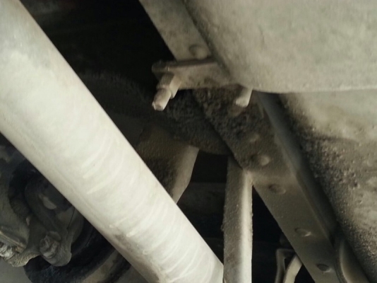 รถอีซูซุ 10 ล้อ ตู้เย็น 230 แรงม้า. ปี 50 สนใจติดต่อ 081 - 6079515 รถอีซูซุ 10 ล้อ ตู้เย็น 230 แรงม้า. ปี 50 สนใจติดต่อ 081 - 6079515