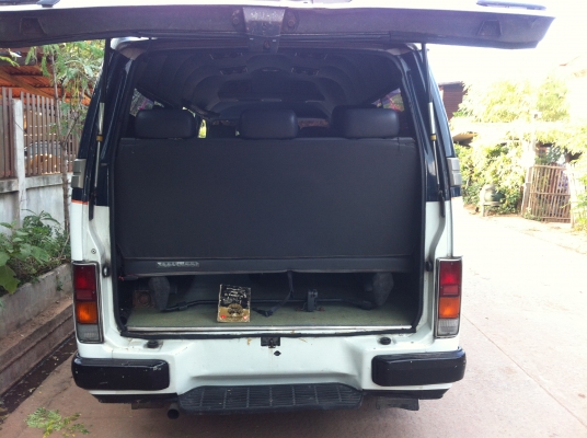 รถตู้มือสอง รถตู้มือสอง