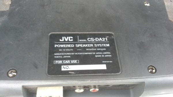 Sub Box JVC รุ่น CS-DA21แอมป์ในตัว วางใต้เบาะได้ เสียงดี Made in Japan Sub Box JVC รุ่น CS-DA21แอมป์ในตัว วางใต้เบาะได้ เสียงดี Made in Japan