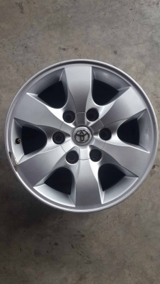 ขายแม็ค Toyota vigo ขอบ 16 / 4 วงไม่มียาง พร้อมล้อกะทะอะไหล่ติดยาง