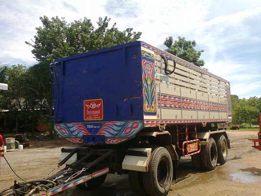 ขายลูกพ่วง 3 เพลาแท้ กระบะอลูมิเนียม อู่ไทยเทรลเลอร์ ยาว 7 เมตร จดทะเบียนปี 55