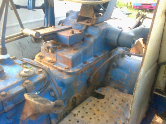 ฝากขายรถไถFORDรุ่น6600T5เต็มตัวเอกสารเล่มทะเบียนสนใจ0871684611