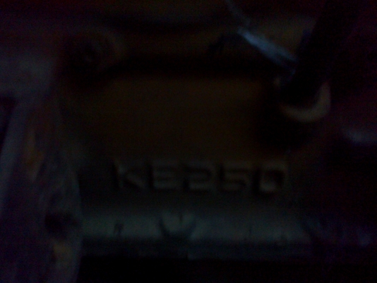 ฝากขายเครื่องแทรกเตอร์D4พร้อมเกียร์เครื่องดีราคาไม่แพงสนใจ0871684611