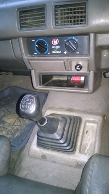 isuzu มังกรทอง TFR ตอนเดียว isuzu มังกรทอง TFR ตอนเดียว