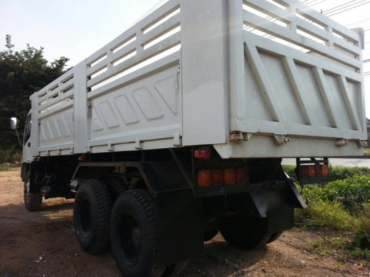 รถอีซูซุ 10 ล้อดั้ม 270 แรงม้า ปี 45 สนใจติดต่อ 081 - 6079515 รถอีซูซุ 10 ล้อดั้ม 270 แรงม้า ปี 45 สนใจติดต่อ 081 - 6079515