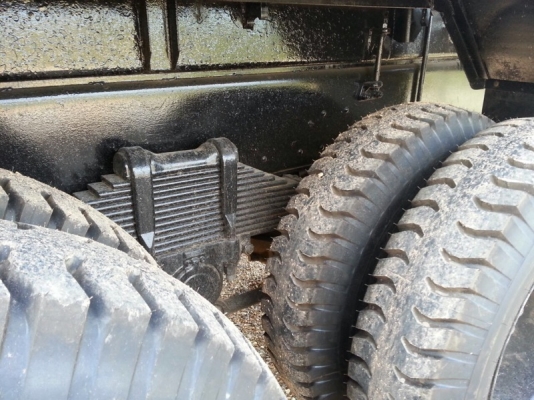 รถอีซูซุ 10 ล้อดั้ม 270 แรงม้า ปี 45 สนใจติดต่อ 081 - 6079515 รถอีซูซุ 10 ล้อดั้ม 270 แรงม้า ปี 45 สนใจติดต่อ 081 - 6079515