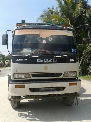 รถอีซูซุ 10 ล้อ โม่ปูน 270 แรงม้า. ปี 43 สนใจติดต่อ 081 - 6079515 รถอีซูซุ 10 ล้อ โม่ปูน 270 แรงม้า. ปี 43 สนใจติดต่อ 081 - 6079515