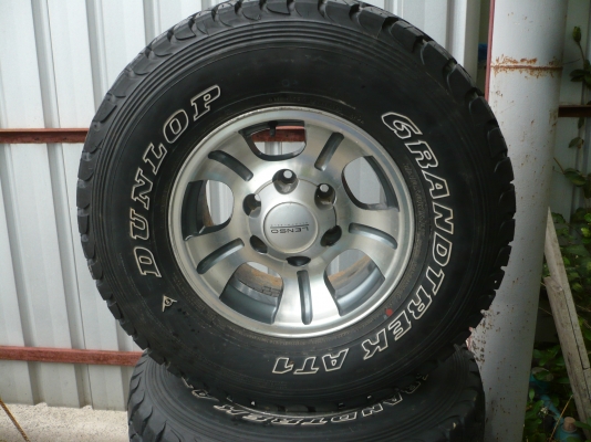 แม็กพร้อมยาง 31-10.5R15