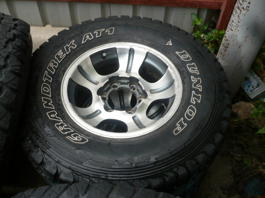 แม็กพร้อมยาง 31-10.5R15