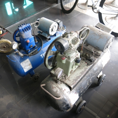 ขายปั้มลม 2 ตัว เหมาตามสภาพ