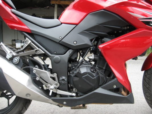 ขาย kawasaki z250 ปี 2013 สภาพเหมือนรถใหม่ ราคา 119,000 ขาย kawasaki z250 ปี 2013 สภาพเหมือนรถใหม่ ราคา 119,000