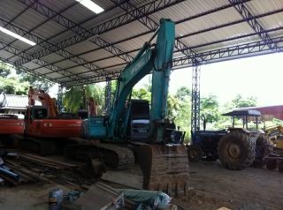 ขาย KOBELCO SK200M8YN11ทำงานได้ 6xxxh สภาพสวยพร้อมใช้ ราคาต่อรองได้ ติดต่อได้ที่คุณ อ๊อฟ พิจิตร 086-737-9991