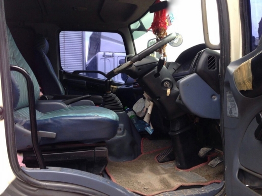 รถฮีโน่ 10 ล้อ ตู้เย็น 260 แรงม้า. ปี 50 สนใจติดต่อ 081 - 6079515 รถฮีโน่ 10 ล้อ ตู้เย็น 260 แรงม้า. ปี 50 สนใจติดต่อ 081 - 6079515