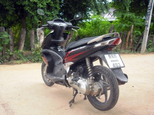 Honda Airblade เครื่องเดิมคาร์บูเดิมเครื่องแน่นสตาร์ทง่ายเอกสารชุดโอนครบราคา12,900บาท Honda Airblade เครื่องเดิมคาร์บูเดิมเครื่องแน่นสตาร์ทง่ายเอกสารชุดโอนครบราคา12,900บาท