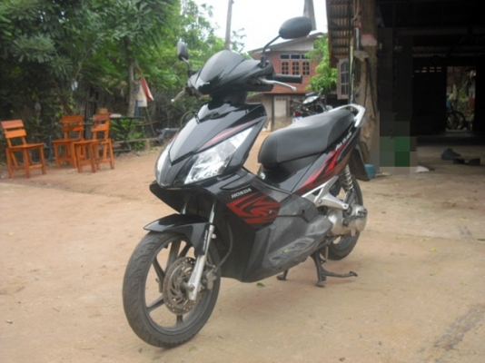 Honda Airblade เครื่องเดิมคาร์บูเดิมเครื่องแน่นสตาร์ทง่ายเอกสารชุดโอนครบราคา12,900บาท