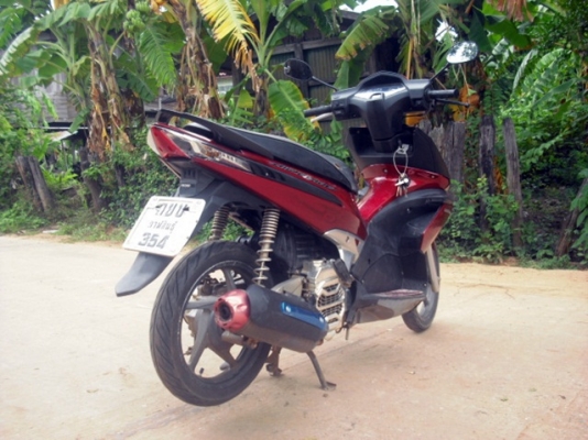 Honda Airblade รถผู้หญิงใช้มือเดียวเครื่องเดิมคาร์บูเดิมเครื่องแน่นสตาร์ทง่ายเอกสารชุดโอนครบราคา10,000บาท