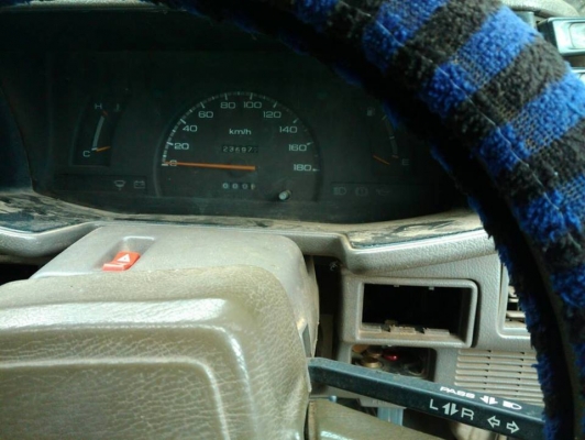 **95,000 บ.ต่อรอง**<<ถูกๆจัดให้ ร่วมสู้ด้วยกัน พี่น้องครับ !!>>ขายมังกรทอง87 ถูกๆ ISUZU SPACECAB 2.5SL ปี32/89 เครื่องมังกรทอง87แรง เครื่องดี แรงดี สตาร์ทติดง่าย ยอดประหยัด เกียร์ไม่หลุดไม่หอน ช่วงล่างหนึบ คัสซีสวยไม่ปะไม่ดาม กระบะดีลอนยังสวยม