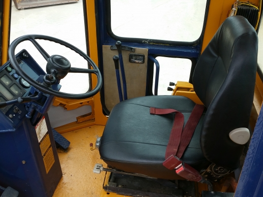 ด่วน ราคาพิเศษ ขายรถตักล้อยาง  WA180-1 ยี่ห้อ KOMATSU รถเก่านอกนำเข้าจากอเมริกา ไม่เคยใช้งานในไทย ทำสีภายนอกใหม่ เครื่อง Komatsu เดิมๆ