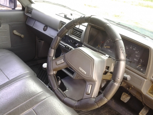 โตโยต้าฮีโร่ เครื่อง 3Y เดิมๆแท้จากโรงงาน โตโยต้าฮีโร่ เครื่อง 3Y เดิมๆแท้จากโรงงาน