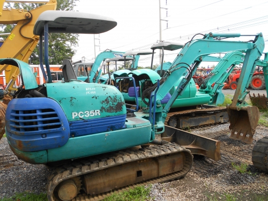 ขายรถขุด KOMATSU PC35R-8 เก่านอก
