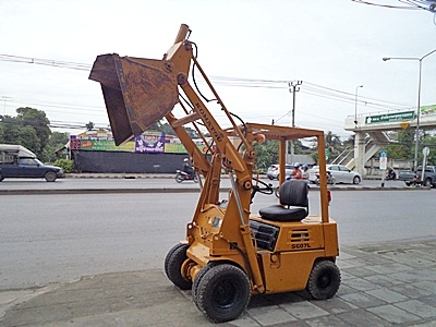 ขายรถตักโคมัสสึ 700 กิโล มีบุ๋งกี เครื่องเบนซิน ล้อหน้าคุ่ พวงมาลัยเพาเว่อร์ สีเดิมจากนอก นำเข้าจากญี่ปุ่น ใช้งานได้ทันที ราค150000 ขายรถตักโคมัสสึ 700 กิโล มีบุ๋งกี เครื่องเบนซิน ล้อหน้าคุ่ พวงมาลัยเพาเว่อร์ สีเดิมจากนอก นำเข้าจากญี่ปุ่น ใช้งานได้ทันที ราค150000