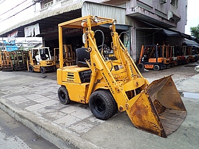 ขายรถตักโคมัสสึ 700 กิโล มีบุ๋งกี เครื่องเบนซิน ล้อหน้าคุ่ พวงมาลัยเพาเว่อร์ สีเดิมจากนอก นำเข้าจากญี่ปุ่น ใช้งานได้ทันที ราค150000 ขายรถตักโคมัสสึ 700 กิโล มีบุ๋งกี เครื่องเบนซิน ล้อหน้าคุ่ พวงมาลัยเพาเว่อร์ สีเดิมจากนอก นำเข้าจากญี่ปุ่น ใช้งานได้ทันที ราค150000