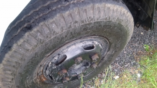 ISUZU NQR  ใช้งานน้อย มือหนึ่งออกห้าง