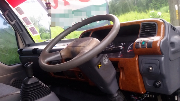 ISUZU NQR  ใช้งานน้อย มือหนึ่งออกห้าง